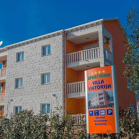 Viktoria Apartmán *